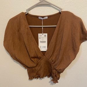 Brown crop, never worn, zara